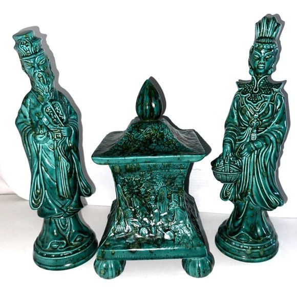 vintage 19743pc chinoiserie ceramic man women pair matching Asian pagoda signe